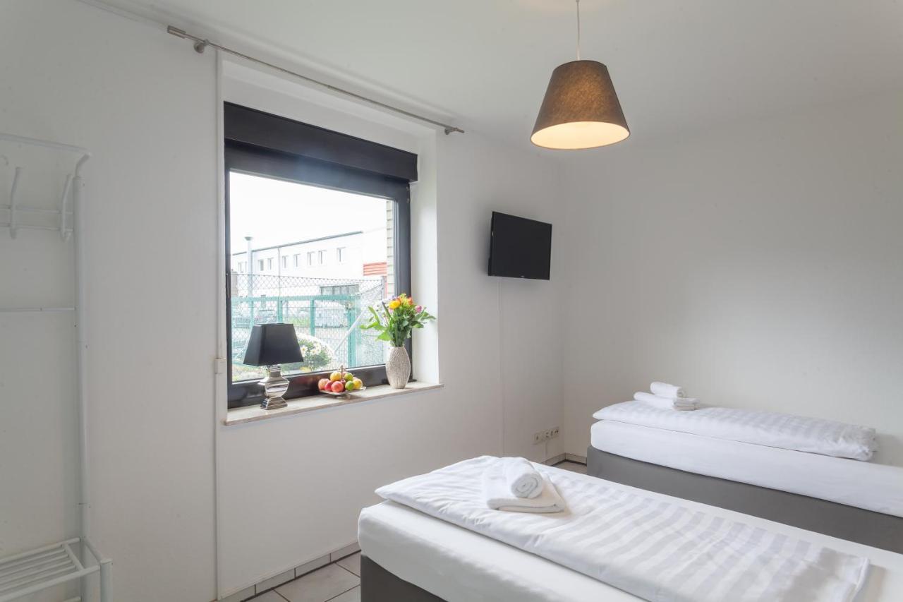Hostel 2 Hannover-Laatzen Екстериор снимка